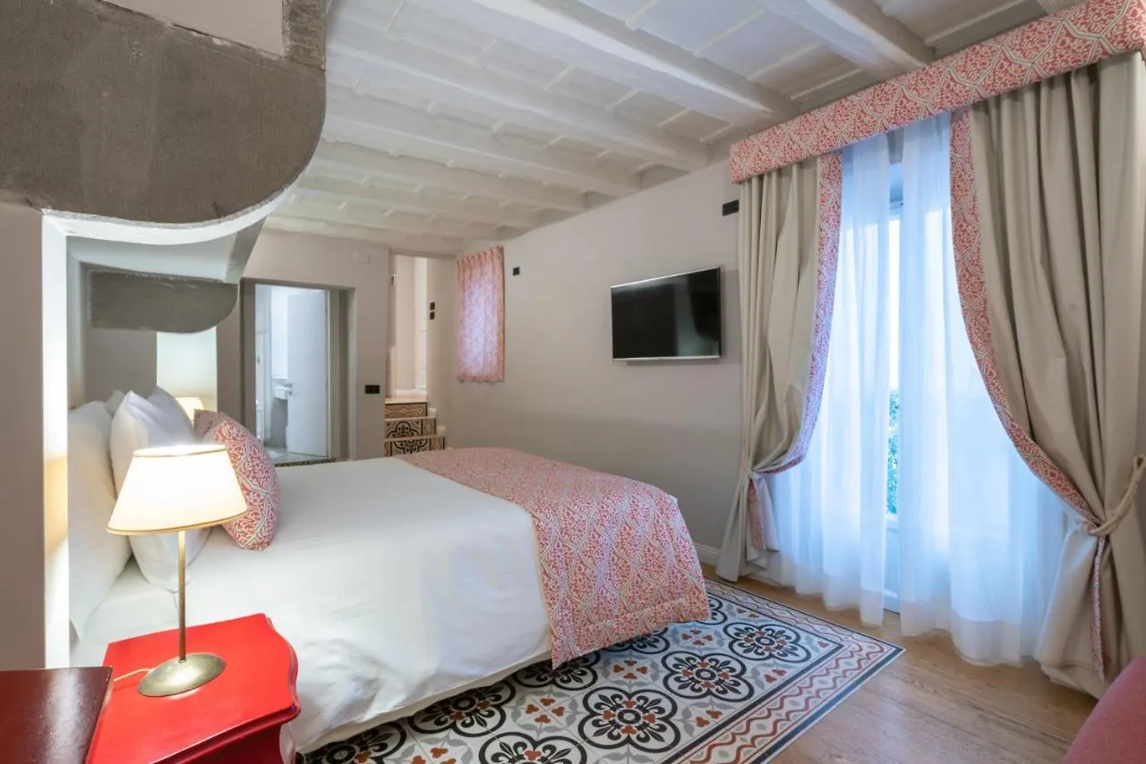 Hotel Dimora Del Cardinale - Residenza D'Epoca à Florence Maison d'hôtes