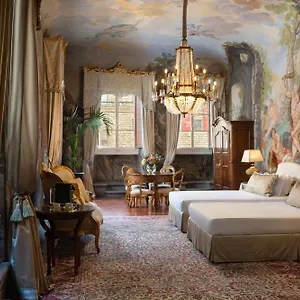 Piazza Pitti Palace - Residenza D'epoca *** Firenze