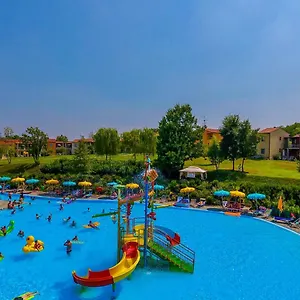 Resort Belvedere Village