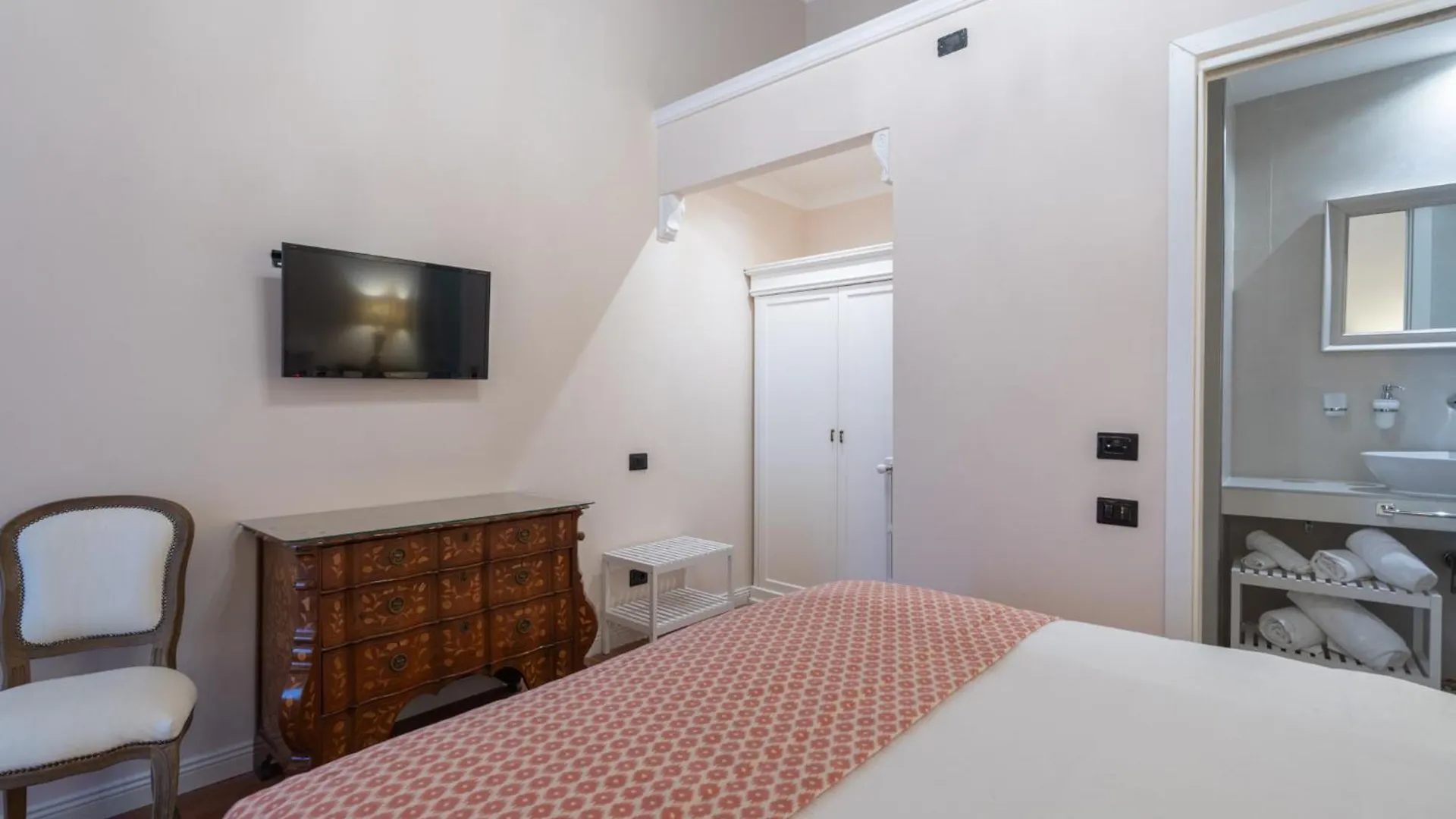 Dimora Del Cardinale - Residenza D'Epoca Hotel Firenze 3*,