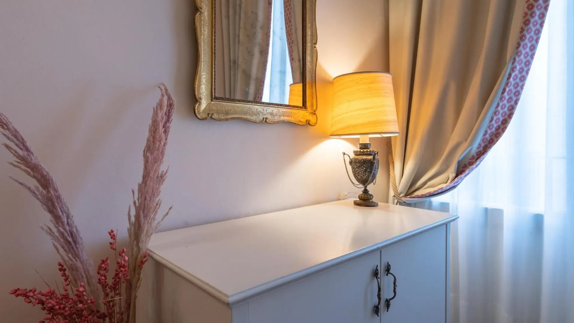 Dimora Del Cardinale - Residenza D'Epoca Hotell Florens Italien
