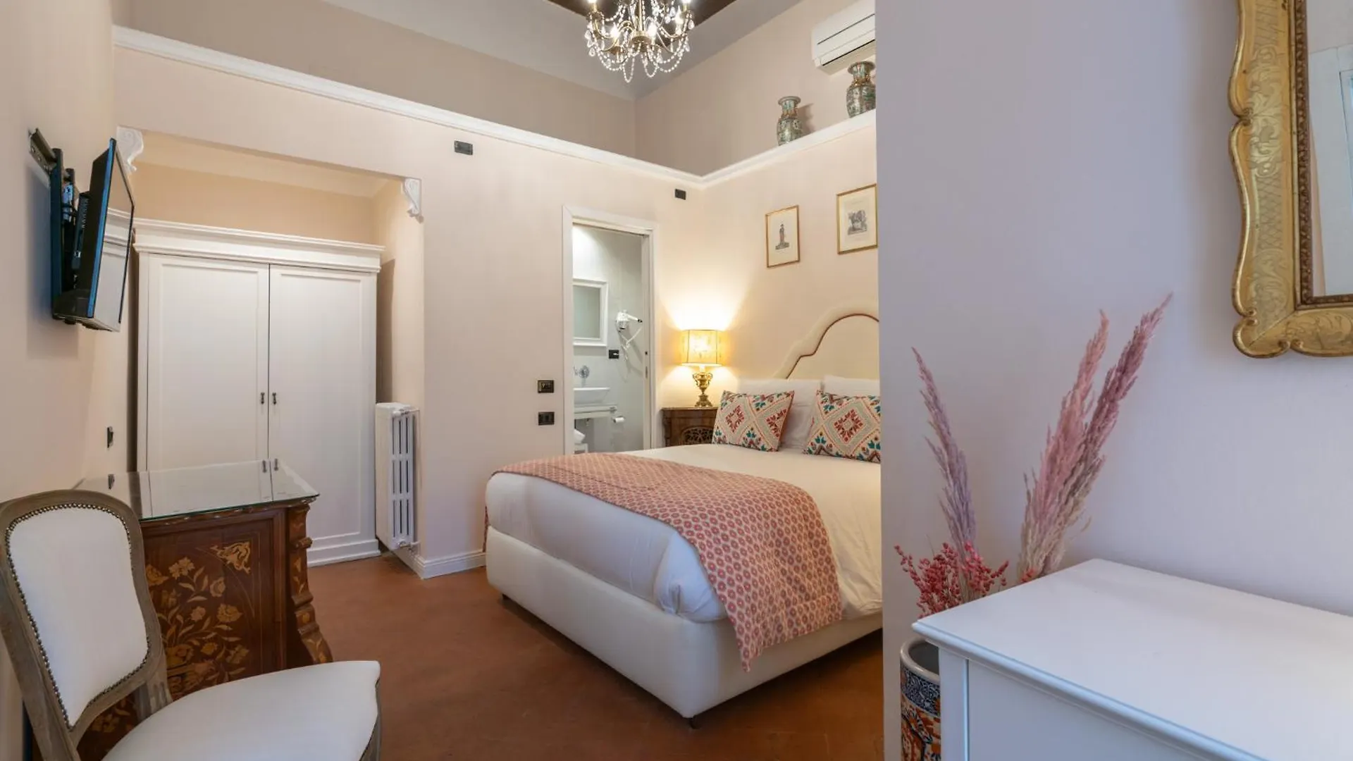 Dimora Del Cardinale - Residenza D'Epoca Hotell Florens 3*,